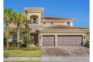 8740 S Miralago Way Parkland, FL 33076 Sold 02/27/23