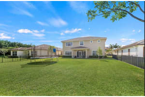 8740 S Miralago Way Parkland, FL 33076 Sold 02/27/23