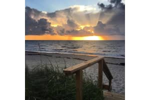 5550 N Ocean Boulevard   117 Ocean Ridge, FL 33435 Sold 04/07/23