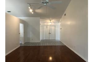 1121 New Parkview Place West Palm Beach, FL 33417 Sold 04/21/23