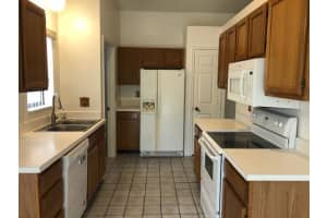 1121 New Parkview Place West Palm Beach, FL 33417 Sold 04/21/23