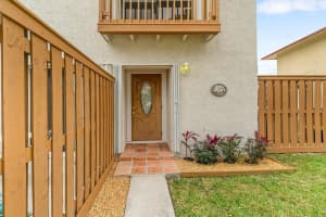 5200 Garden Hills Circle West Palm Beach, FL 33415 Sold 03/03/23