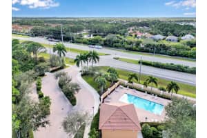 6631 Se Woodmill Pond Lane Stuart, FL 34997 Sold 02/28/23