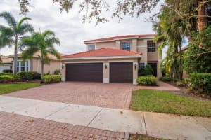 2002 Grey Falcon Circle Sw Vero Beach, FL 32962 Sold 05/26/23