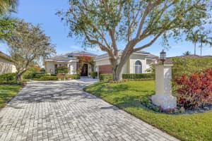 655  Greensward Lane Delray Beach, FL 33445 Sold 04/27/23