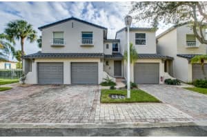 2002 Oceanwalk Terrace 205 Pompano Beach, FL 33062 Sold 03/30/23