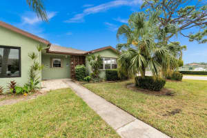 1722 Lakefront Boulevard, Fort Pierce, Fl 34982 Fort Pierce, FL 34982 Sold 03/09/23