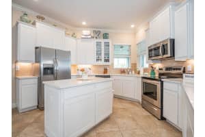 7191 E Village Square Vero Beach, FL 32966 Sold 07/07/23