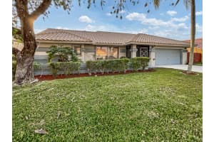 9266 Laurel Green Drive Boynton Beach, FL 33437 Sold 03/24/23
