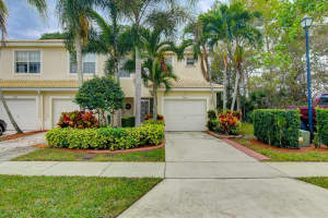 9860  Lago Drive Boynton Beach, FL 33472 Sold 03/02/23