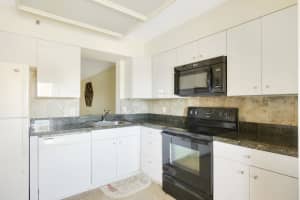 14575  Bonaire Boulevard   405 Delray Beach, FL 33446 Sold 03/03/23