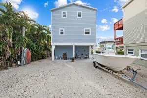 21  Mockingbird Road Key Largo, FL 33037 Sold 04/03/23