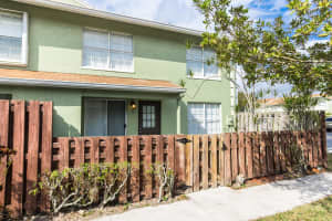 5094  Society Place  W I West Palm Beach, FL 33415 Sold 04/20/23