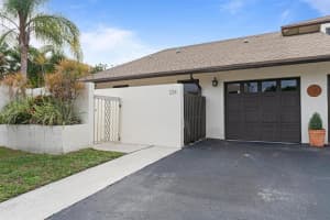 334 Sw 29th Avenue Delray Beach, FL 33445 Sold 03/29/23