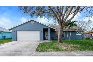 135 Sunflower Circle Royal Palm Beach, FL 33411 Sold 03/31/23