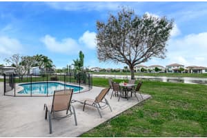 135 Sunflower Circle Royal Palm Beach, FL 33411 Sold 03/31/23