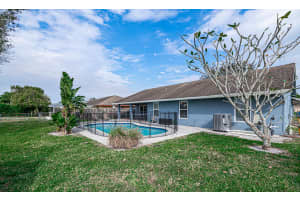135 Sunflower Circle Royal Palm Beach, FL 33411 Sold 03/31/23
