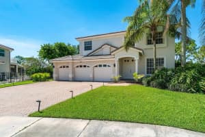 15920  Lisbon Court Wellington, FL 33414 Sold 04/27/23