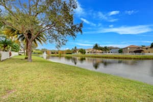 6900 Bruce Court Lake Worth, FL 33463 Sold 03/09/23