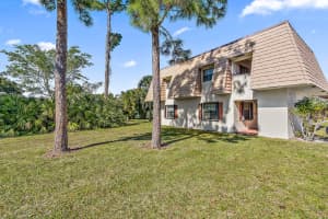 4245  Oak Terrace Drive Green Acres, FL 33463 Sold 02/17/23
