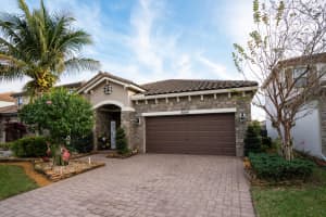 8846 Willow Cove Ln, Lake Worth, FL 33467, Sold 03/10/23