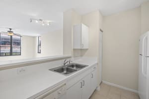 630 S Sapodilla Avenue 333 West Palm Beach, FL 33401 Sold 02/27/23