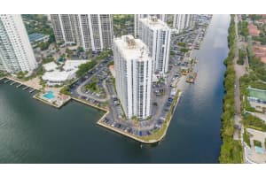 20515 E Country Club Drive 1546 Aventura, FL 33180 Sold 03/01/23