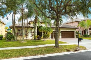 4042 Cedar Creek Ranch Circle Lake Worth, FL 33467 Sold 05/17/23