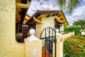 5328 Bolero Circle Delray Beach, FL 33484 Sold 03/24/23