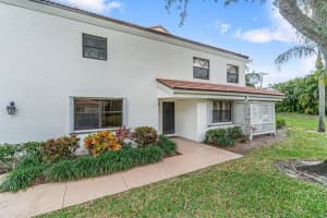 2404  Aspen Way Boynton Beach, FL 33436 Sold 05/03/23