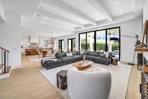 299 Country Club Drive Tequesta, FL 33469 Sold 03/27/23