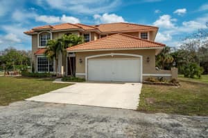 2924  Deer Run Trail Loxahatchee, FL 33470 Sold 02/15/23