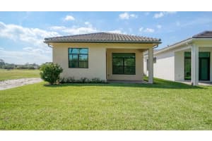 180 Se Via Sangro Port Saint Lucie, FL 34952 Sold 06/20/23