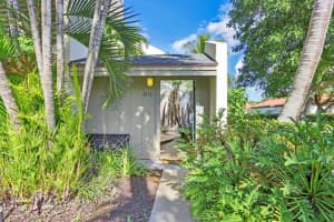 1605  Us Highway 1    6g Jupiter, FL 33477 Sold 03/10/23