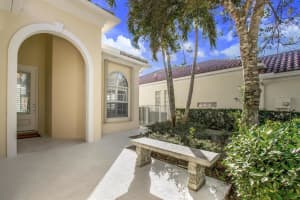 128  Euphrates Circle, Palm Beach Gardens, FL 33410 Sold 08/30/23