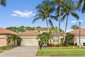 6595 SE Twin Oaks Circle, Stuart, FL 34997 Sold 08/25/23