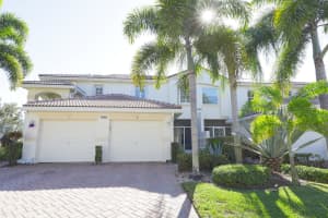 7959 Laina Lane 1 Boynton Beach, FL 33437 Sold 05/25/23