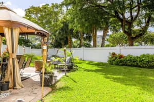 4008  Eastridge Circle Deerfield Beach, FL 33064 Sold 04/13/23