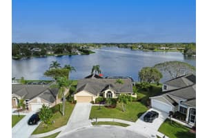 12871  Upper Cove Drive Wellington, FL 33414 Sold 02/21/23