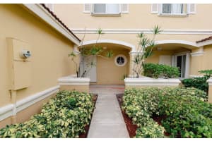 1615 Cetona Drive Boynton Beach, FL 33436 Sold 05/09/23