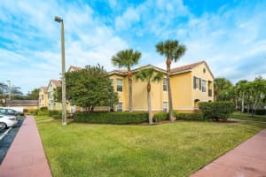 10318 Fox Trail Road S 408 West Palm Beach, FL 33411 Sold 03/31/23