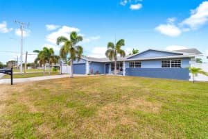 401 Ne 42nd Street Boca Raton, FL 33431 Sold 04/25/23