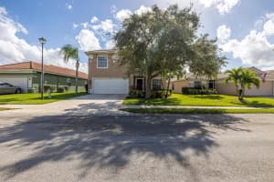607 NW Stanford Lane, Port Saint Lucie, FL 34983 Sold 06/08/23