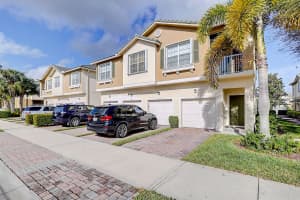 1551 Se Hampshire Way   104 Stuart, FL 34994 Sold 04/05/23