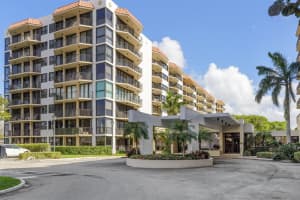899  Jeffery Street   206 Boca Raton, FL 33487 Sold 04/05/23