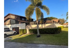 9748 Boca Gardens Parkway D Boca Raton, FL 33496 Sold 04/14/23