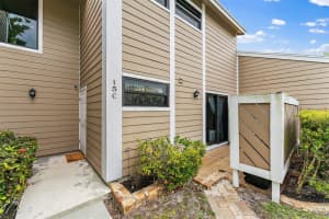 701  Stonewood Court   15c Jupiter, FL 33458 Sold 05/04/23