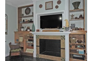 821 Springdale Circle Palm Springs, FL 33461 Sold 04/03/23