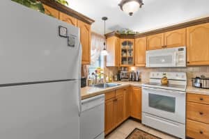 5180 E Sabal Palm Boulevard 321, Tamarac, Fl 33319 Tamarac, FL 33319 Sold 05/31/23