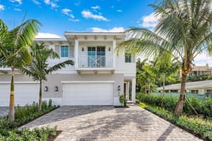472 NE Wavecrest Way, Boca Raton, FL 33432 Sold 04/16/24